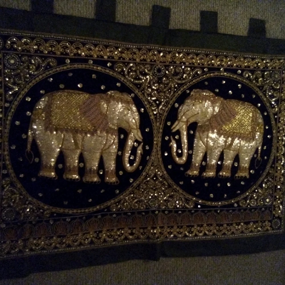 2 HANDCRAFTED OF THAI ELEPHANTS. SIZE 54 BY 33 INCHES. 3D. ACCEPT…